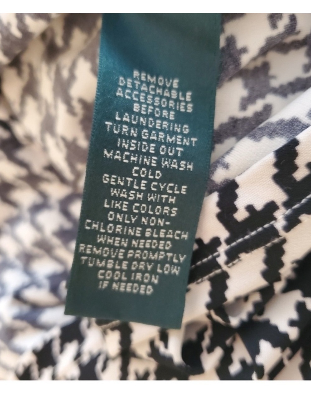 LRL Ruched Wrap Dress - Picture 4 of 7